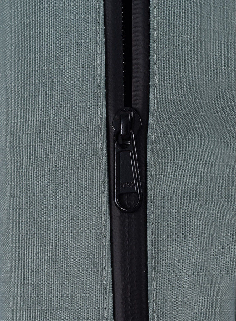 The New Bum Bag 詳細画像 Grey & Camel 4