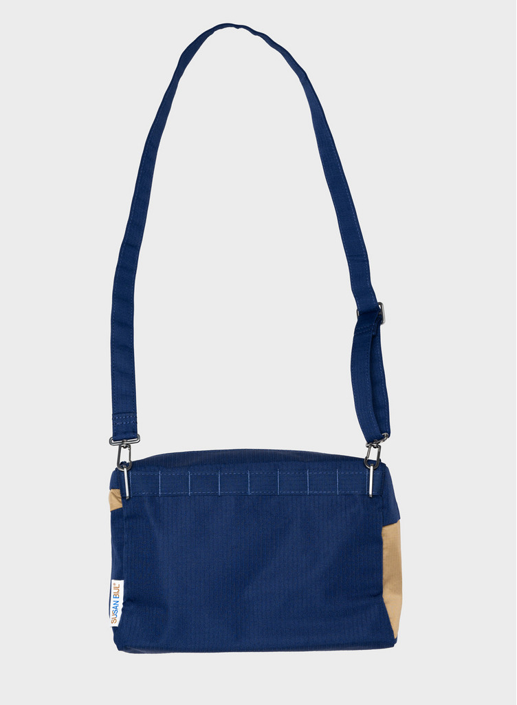 The New Bum Bag 詳細画像 Navy & Camel 3