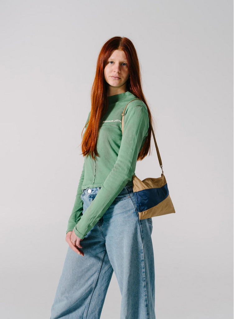 The New Pouch 詳細画像 Camel & Navy 2